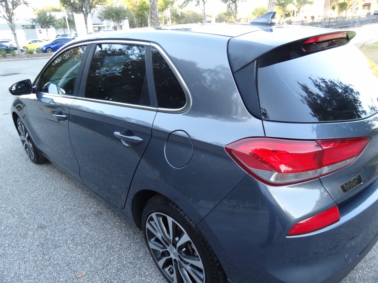 2018 Hyundai ELANTRA GT - Photo 12 - Deland, FL 32720