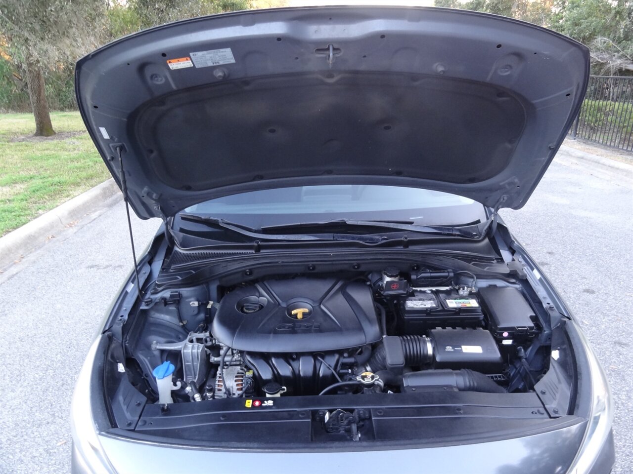 2018 Hyundai ELANTRA GT - Photo 24 - Deland, FL 32720