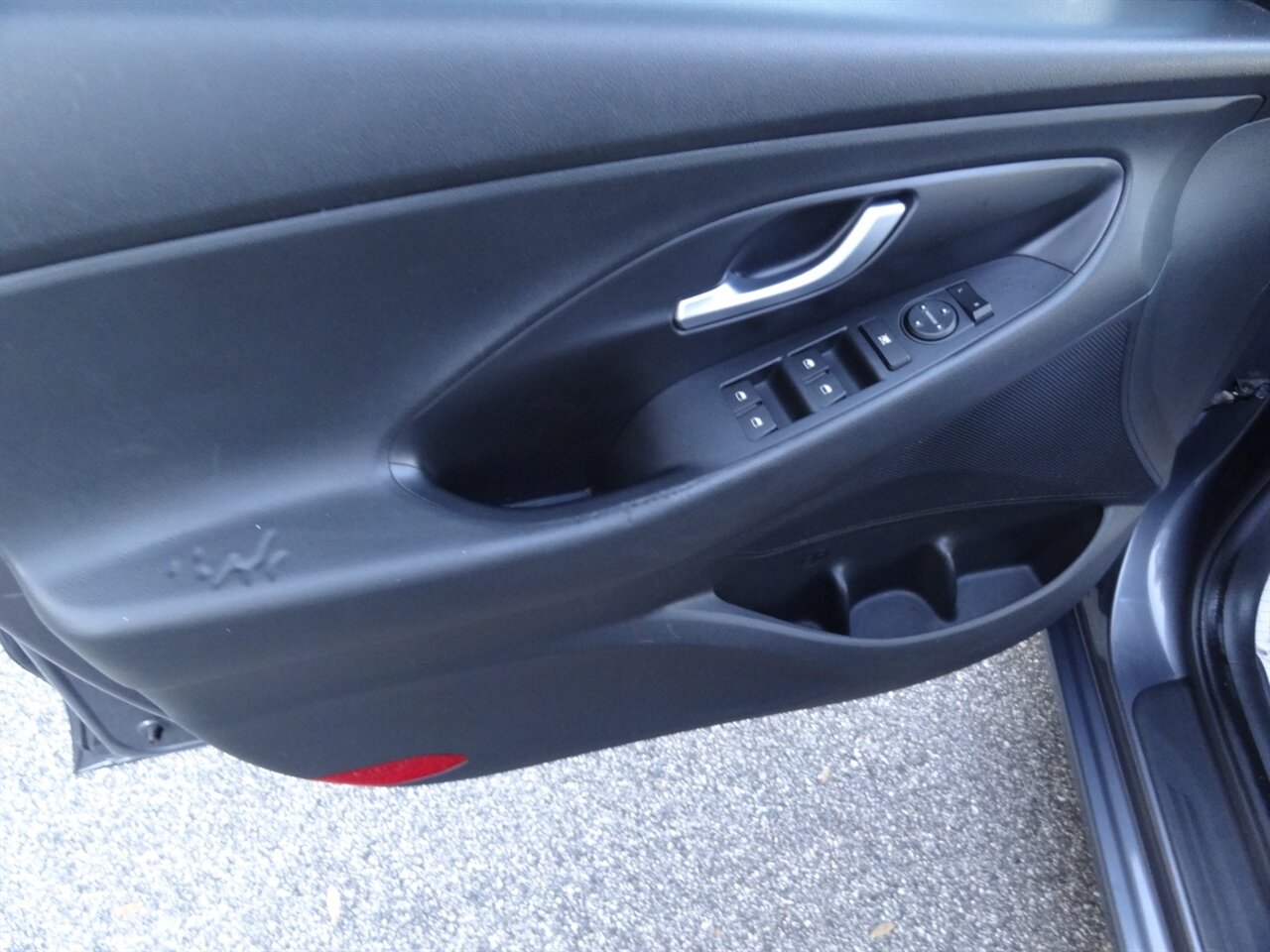 2018 Hyundai ELANTRA GT - Photo 27 - Deland, FL 32720