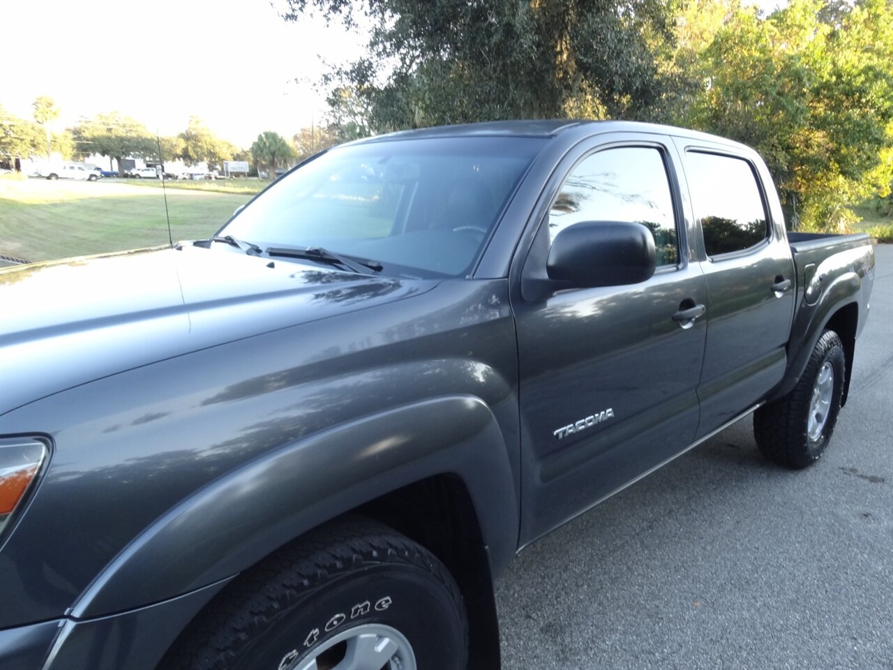 2009 Toyota Tacoma V6 Crew cab 4X4 TRD - Photo 9 - Deland, FL 32720