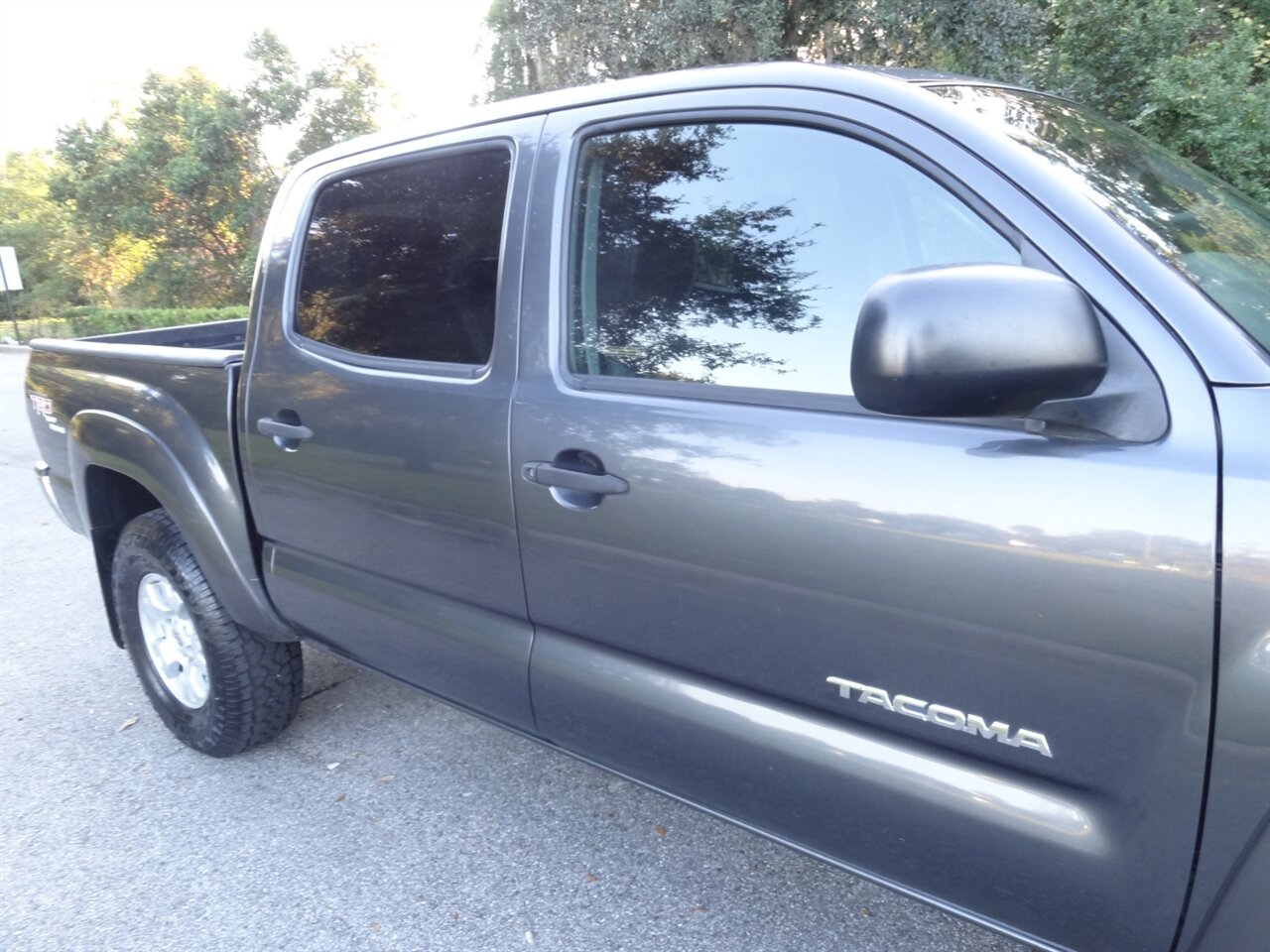 2009 Toyota Tacoma V6 Crew cab 4X4 TRD - Photo 10 - Deland, FL 32720