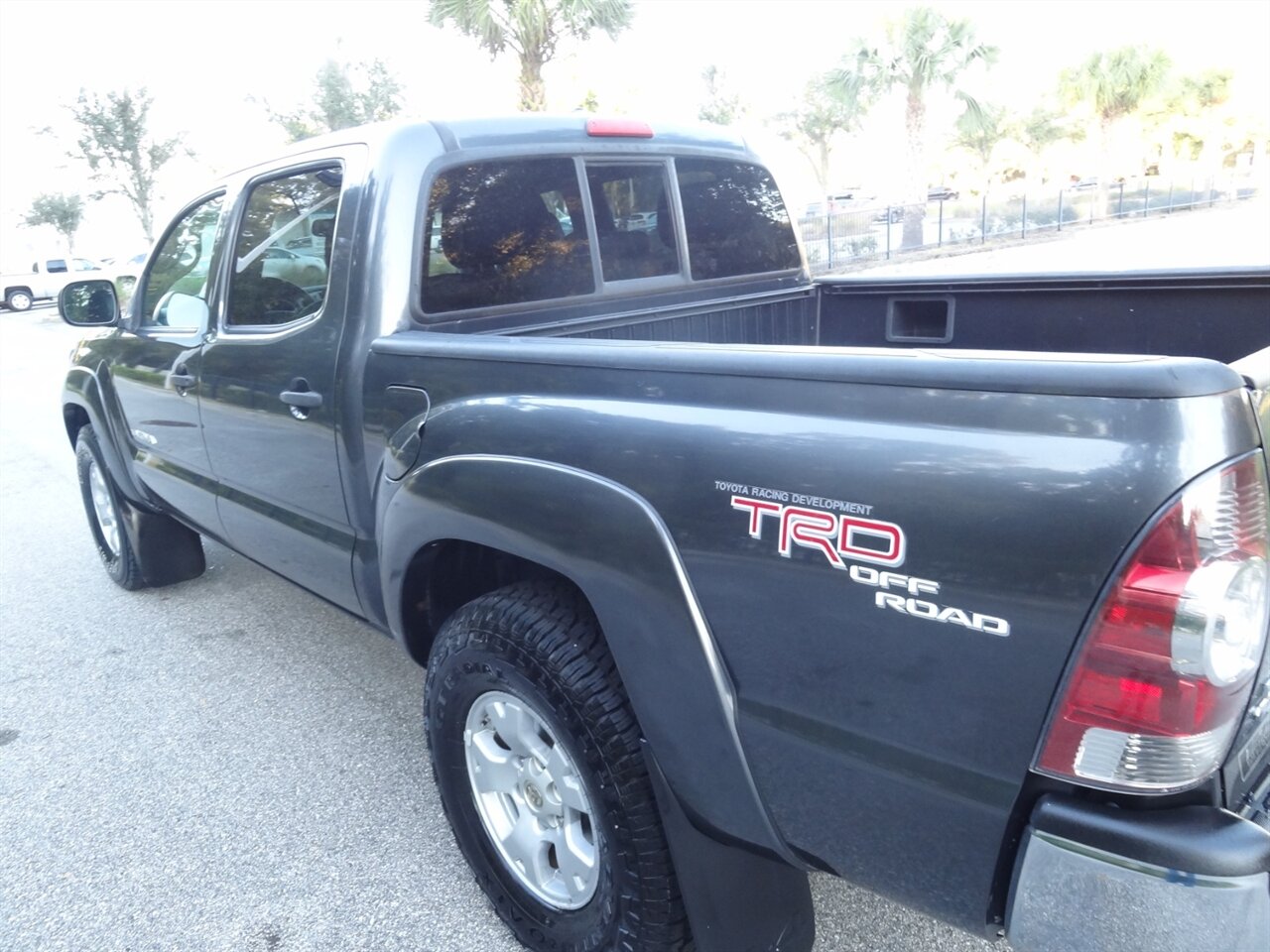 2009 Toyota Tacoma V6 Crew cab 4X4 TRD - Photo 12 - Deland, FL 32720
