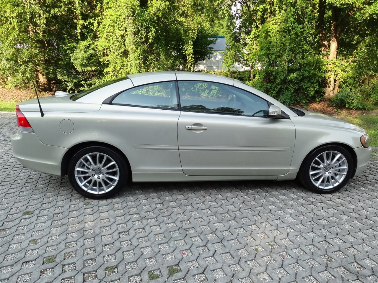 2008 Volvo C70 T5 Premium - Photo 19 - Deland, FL 32720