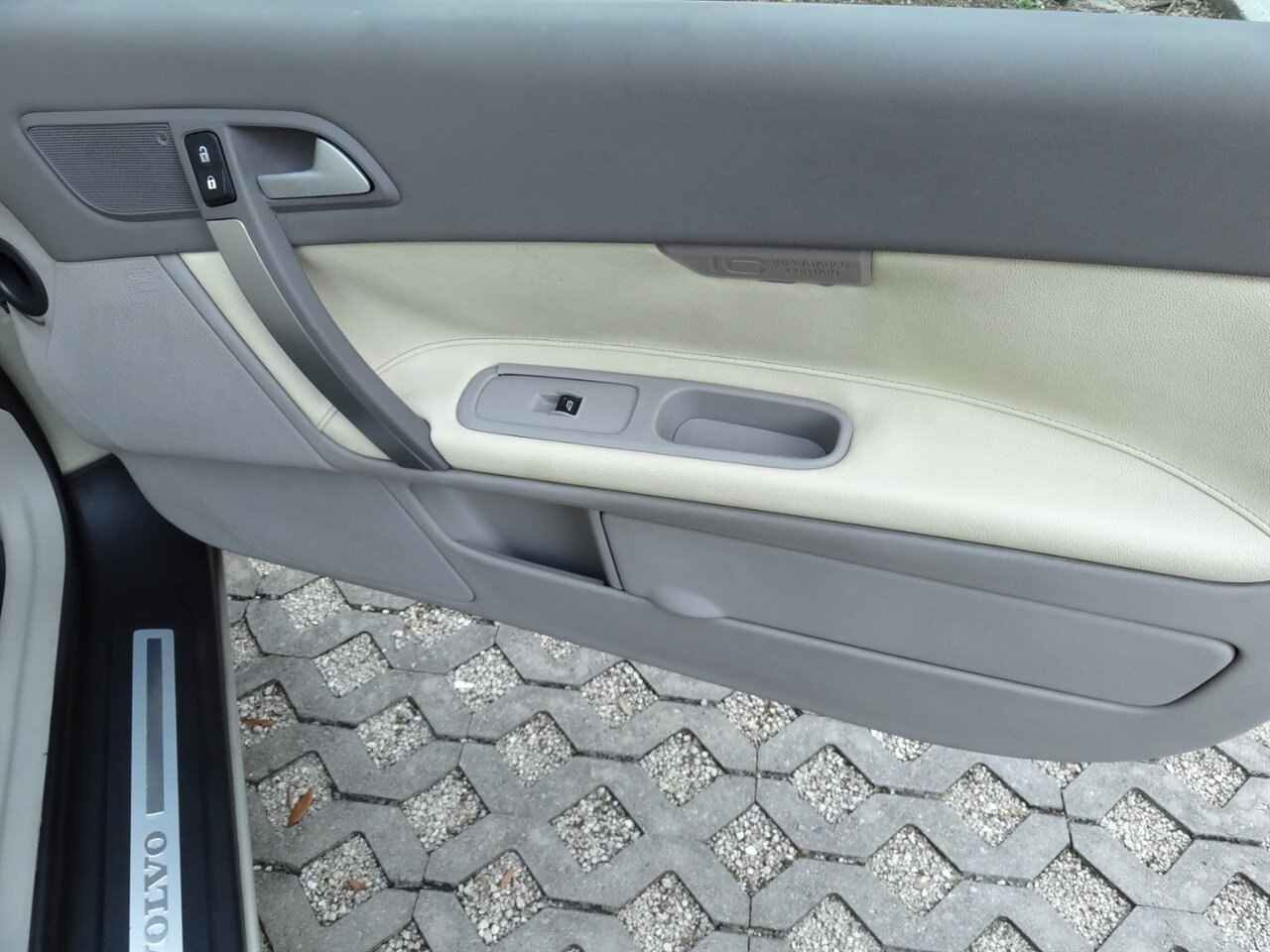 2008 Volvo C70 T5 Premium - Photo 44 - Deland, FL 32720
