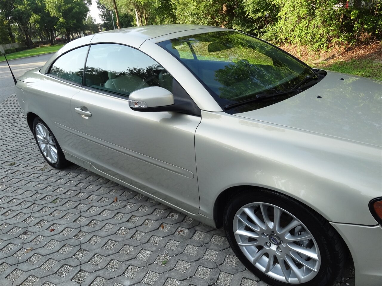 2008 Volvo C70 T5 Premium - Photo 12 - Deland, FL 32720