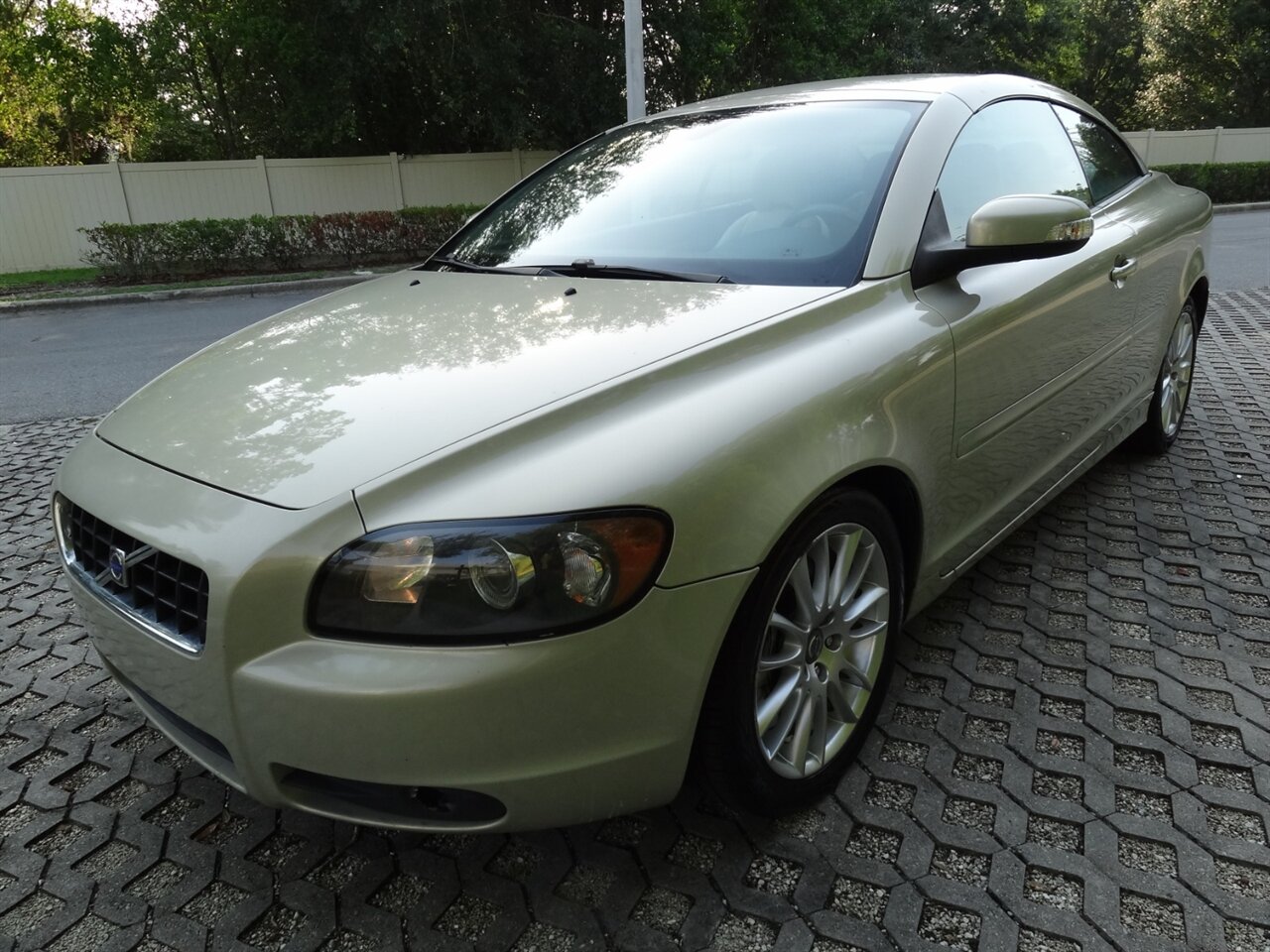 2008 Volvo C70 T5 Premium - Photo 6 - Deland, FL 32720