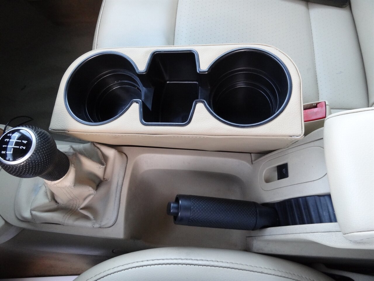 2005 Volkswagen New Beetle Convertible GLS - Photo 44 - Deland, FL 32720