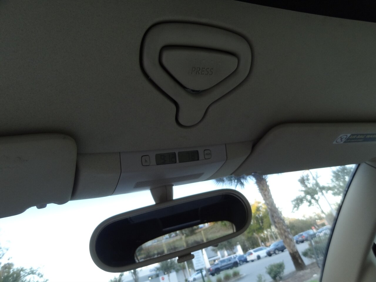 2005 Volkswagen New Beetle Convertible GLS - Photo 45 - Deland, FL 32720