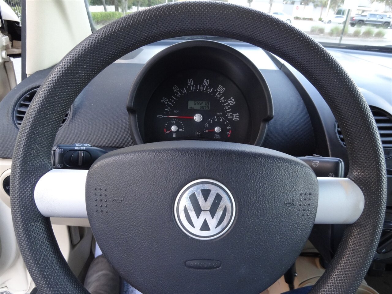2005 Volkswagen New Beetle Convertible GLS - Photo 40 - Deland, FL 32720