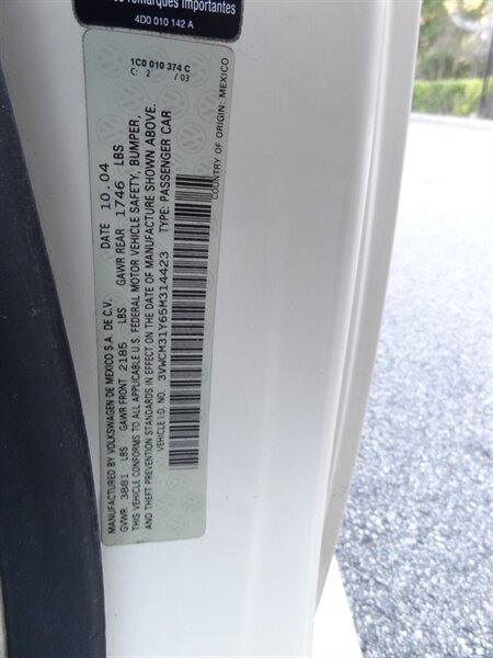 2005 Volkswagen New Beetle Convertible GLS - Photo 27 - Deland, FL 32720