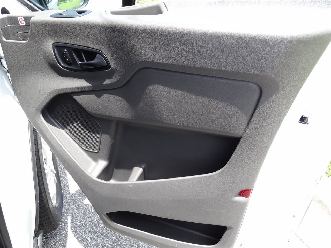 2021 Ford Transit 350 XLT  12 Passenger - Photo 47 - Deland, FL 32720