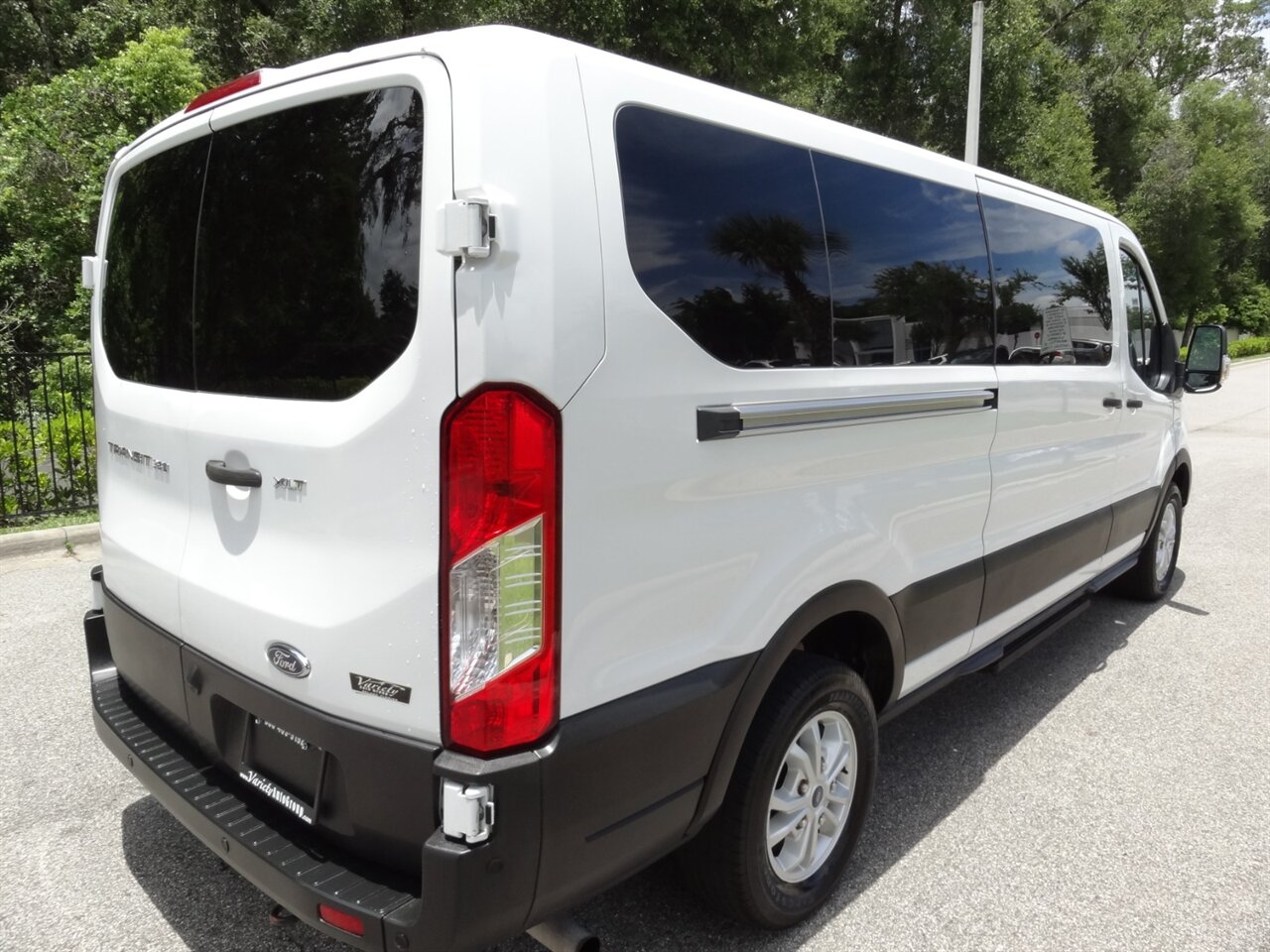 2021 Ford Transit 350 XLT  12 Passenger - Photo 3 - Deland, FL 32720
