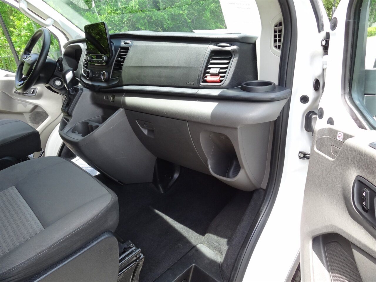 2021 Ford Transit 350 XLT  12 Passenger - Photo 45 - Deland, FL 32720