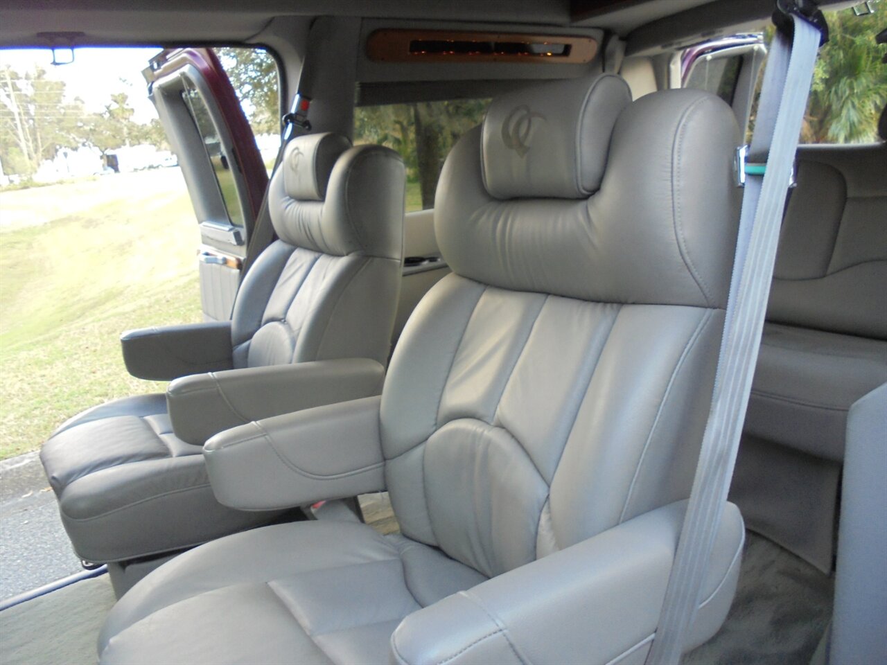 2005 Chevrolet Express Quality luxury Coaches  Premium high top conversion - Photo 37 - Deland, FL 32720