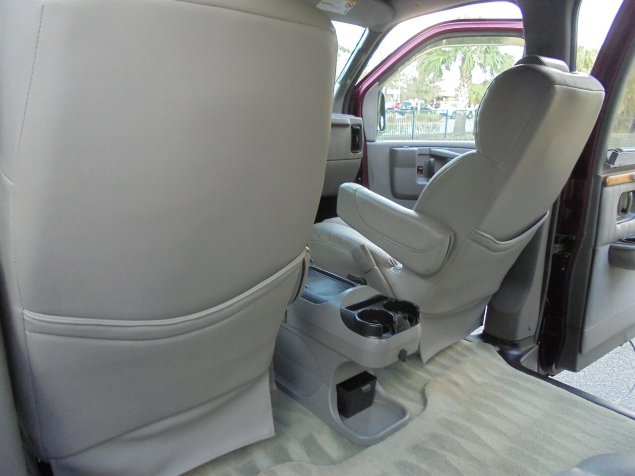 2005 Chevrolet Express Quality luxury Coaches  Premium high top conversion - Photo 32 - Deland, FL 32720