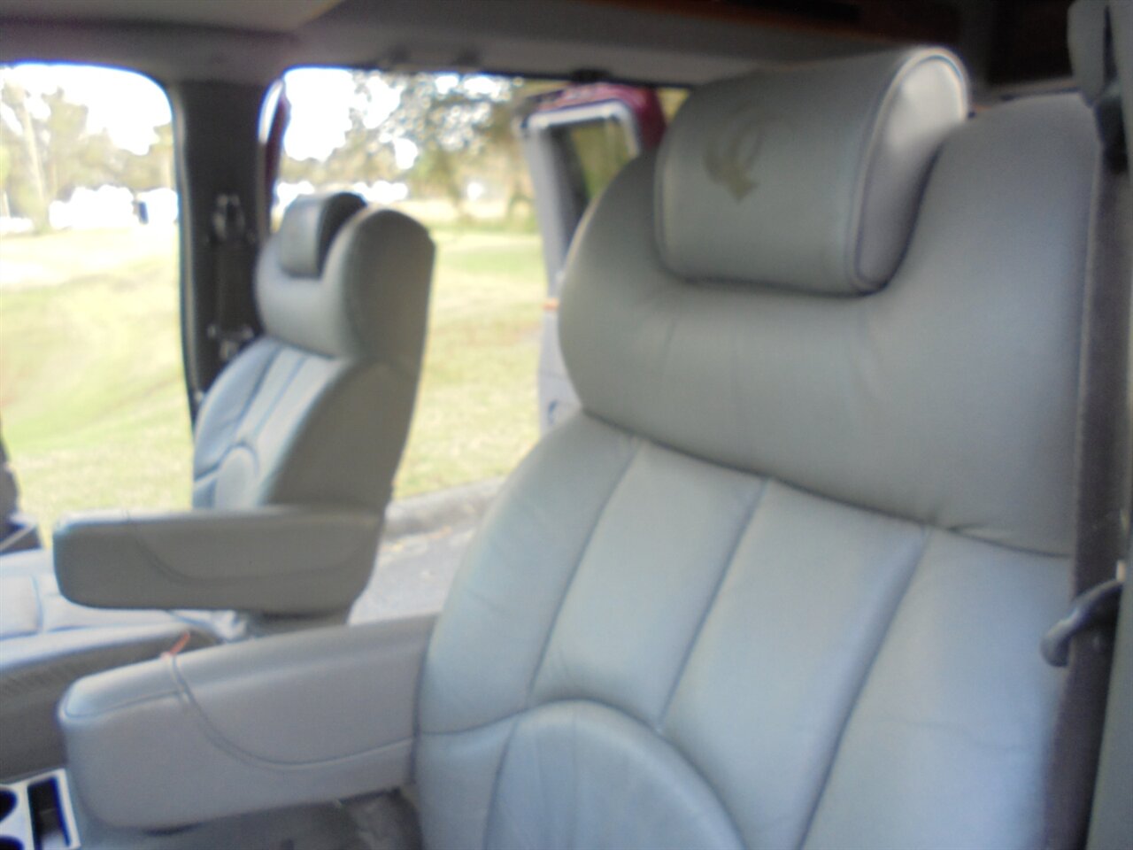 2005 Chevrolet Express Quality luxury Coaches  Premium high top conversion - Photo 29 - Deland, FL 32720