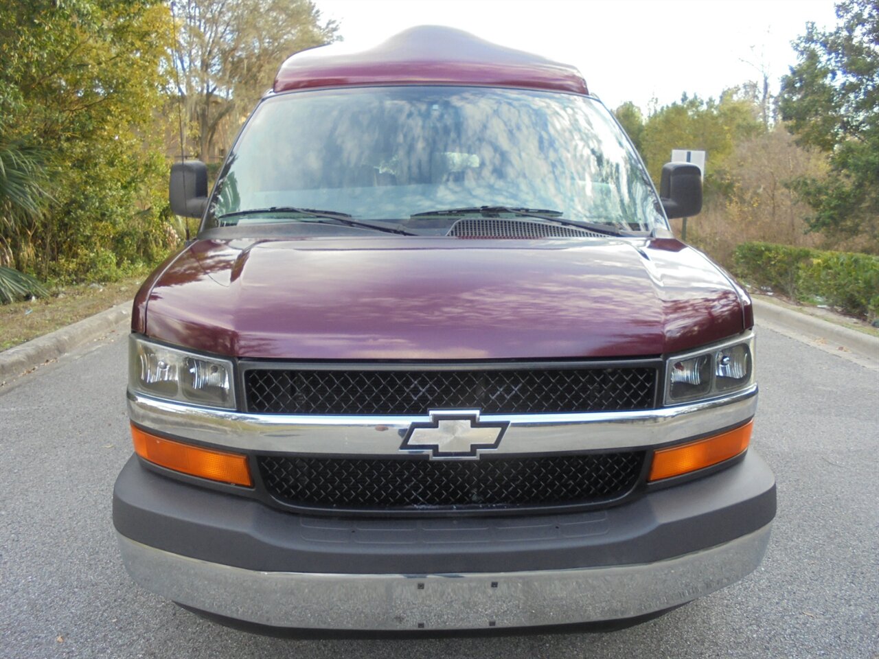 2005 Chevrolet Express Quality luxury Coaches  Premium high top conversion - Photo 5 - Deland, FL 32720