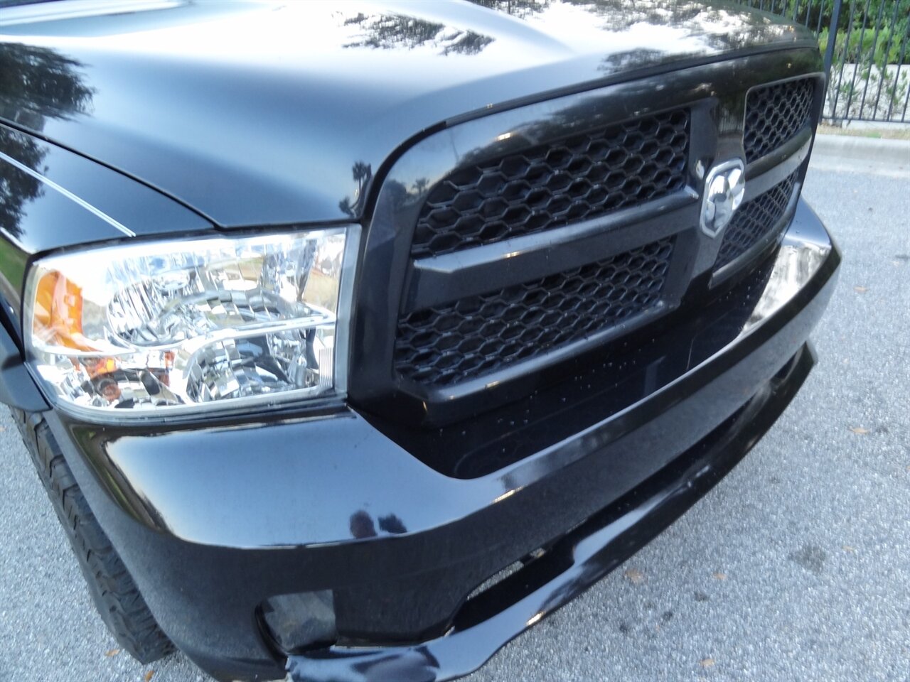 2017 RAM 1500 Tradesman Hemi 5.7 4X4 - Photo 6 - Deland, FL 32720