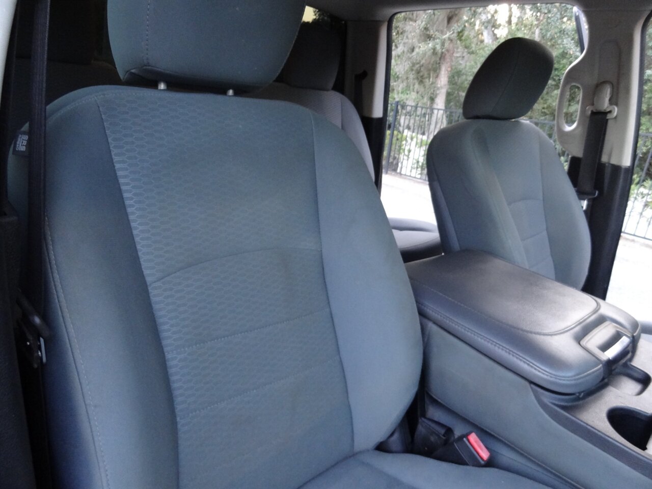 2017 RAM 1500 Tradesman Hemi 5.7 4X4 - Photo 40 - Deland, FL 32720