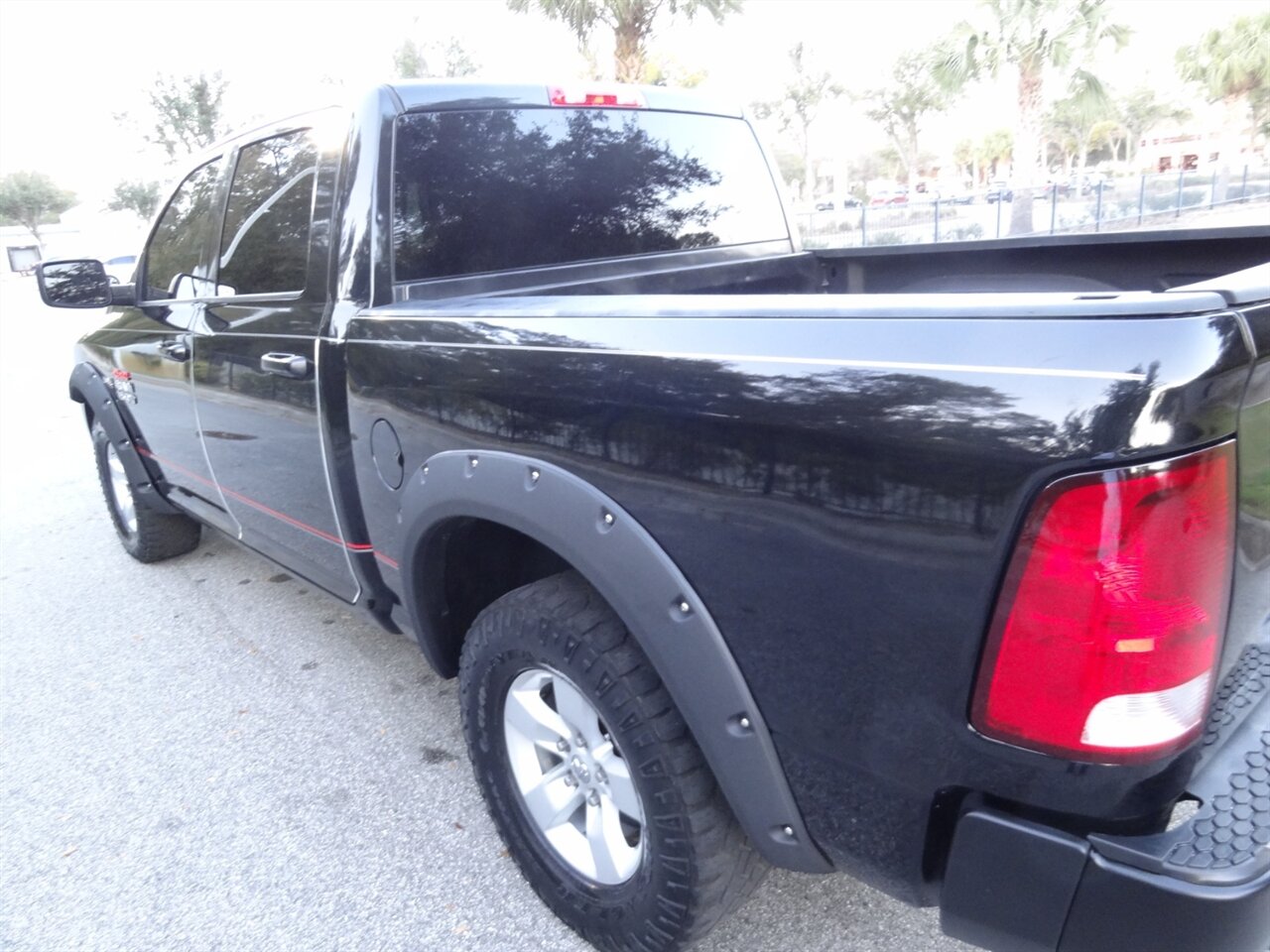 2017 RAM 1500 Tradesman Hemi 5.7 4X4 - Photo 12 - Deland, FL 32720