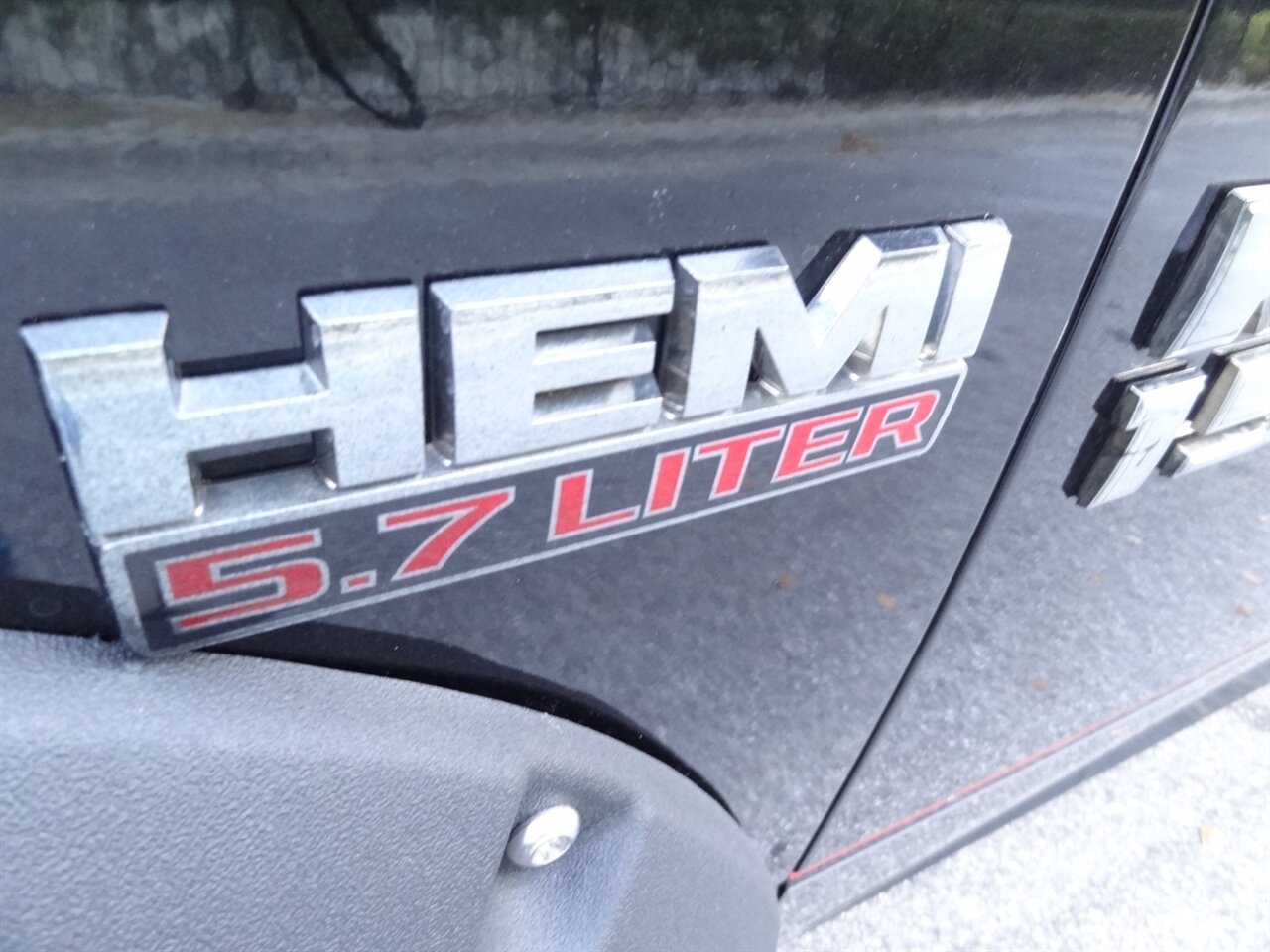 2017 RAM 1500 Tradesman Hemi 5.7 4X4 - Photo 20 - Deland, FL 32720