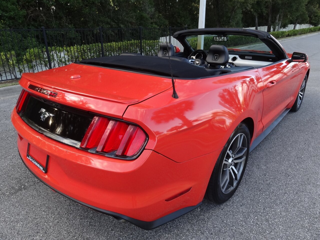 2016 Ford Mustang EcoBoost Premium   - Photo 4 - Deland, FL 32720