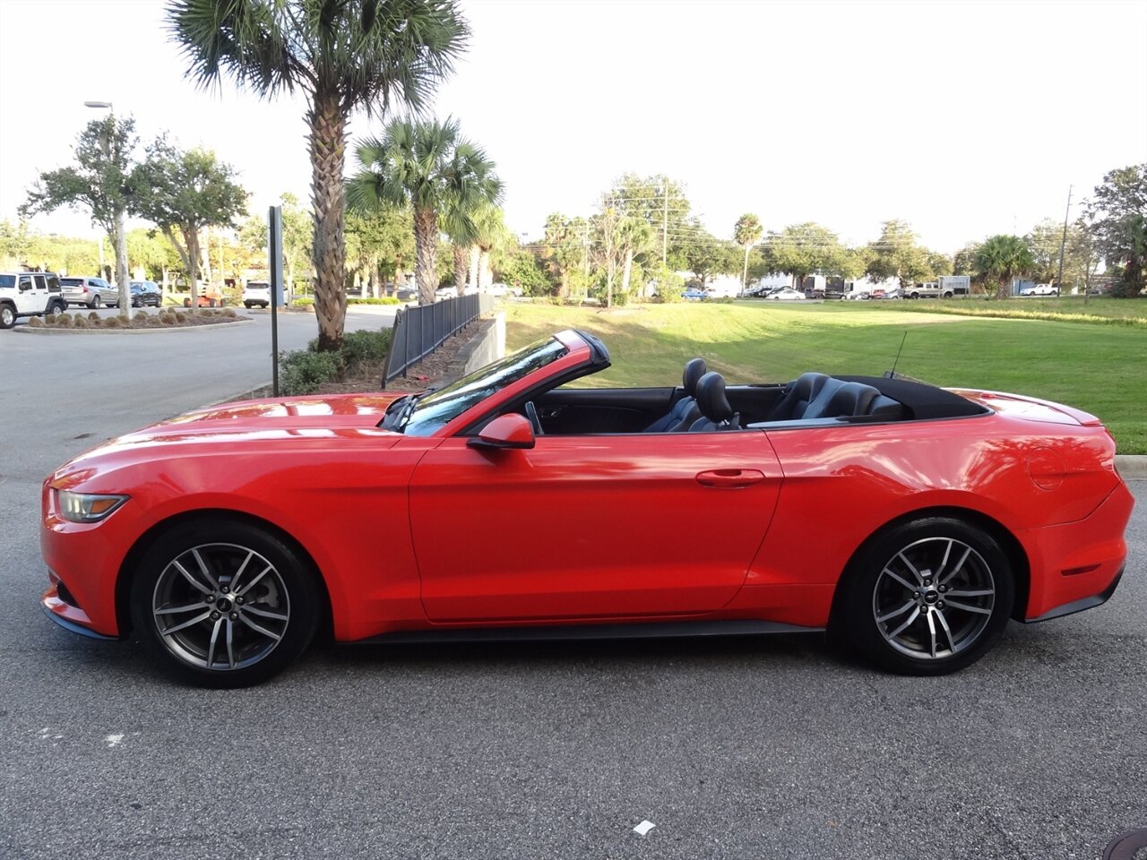 2016 Ford Mustang EcoBoost Premium   - Photo 26 - Deland, FL 32720