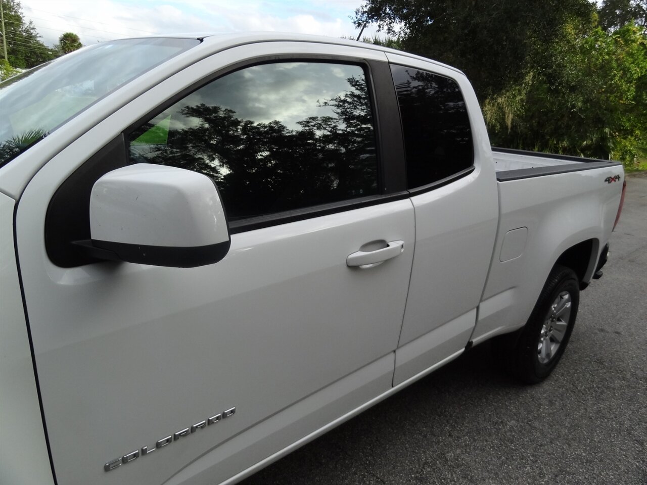 2022 Chevrolet Colorado LT   - Photo 11 - Deland, FL 32720