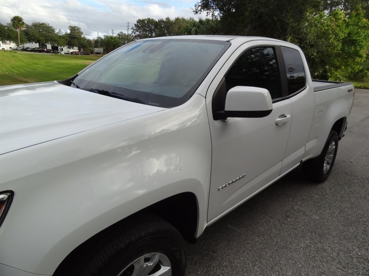 2022 Chevrolet Colorado LT   - Photo 9 - Deland, FL 32720