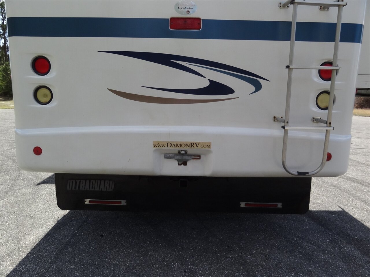 2005 Damon Day Break 3272  Class A - Photo 22 - Deland, FL 32720