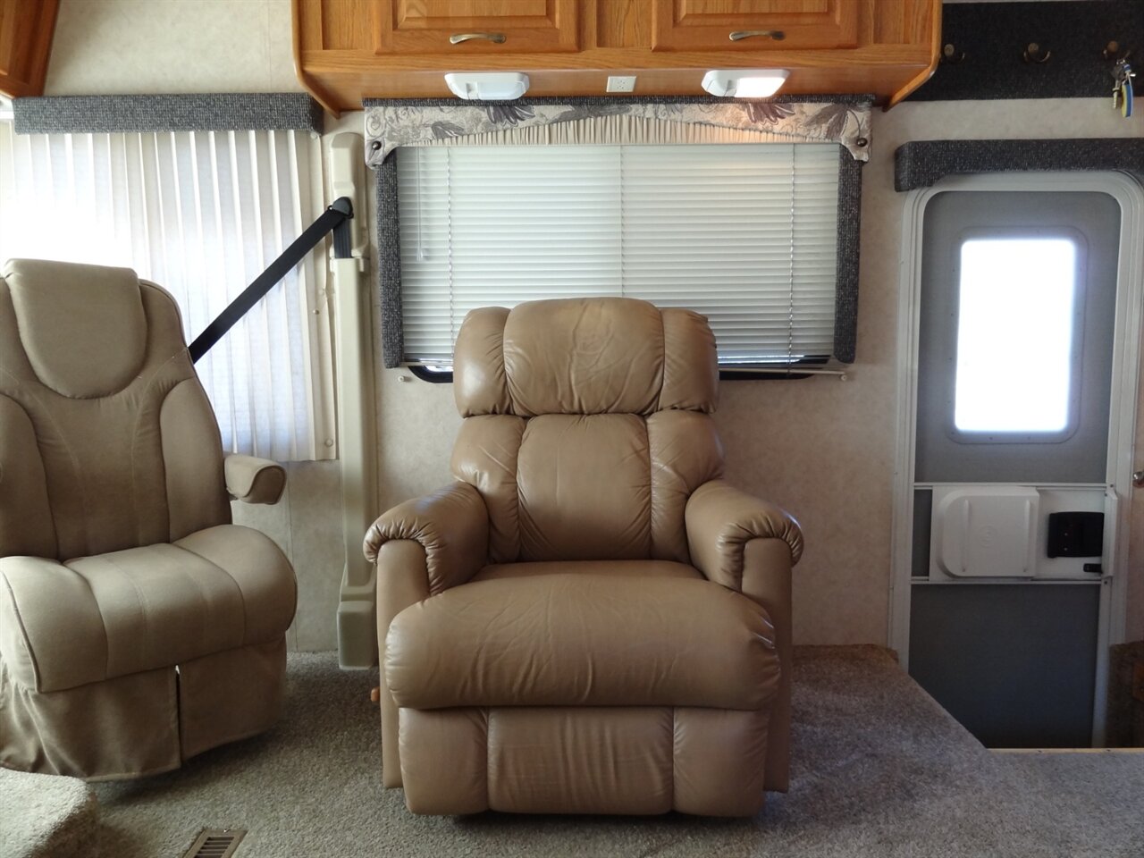 2005 Damon Day Break 3272  Class A - Photo 58 - Deland, FL 32720