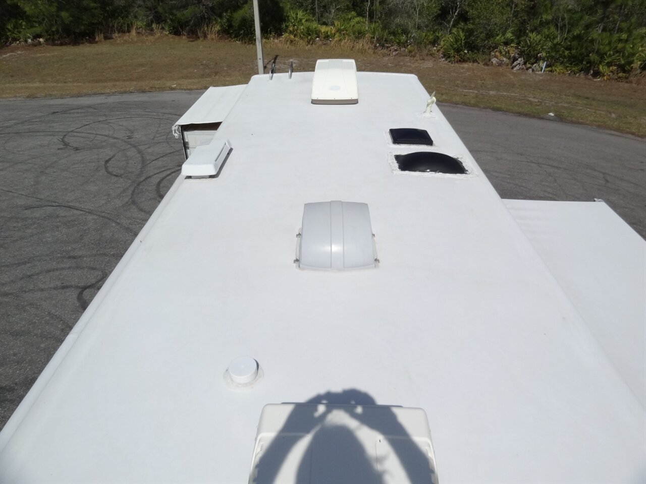 2005 Damon Day Break 3272  Class A - Photo 42 - Deland, FL 32720