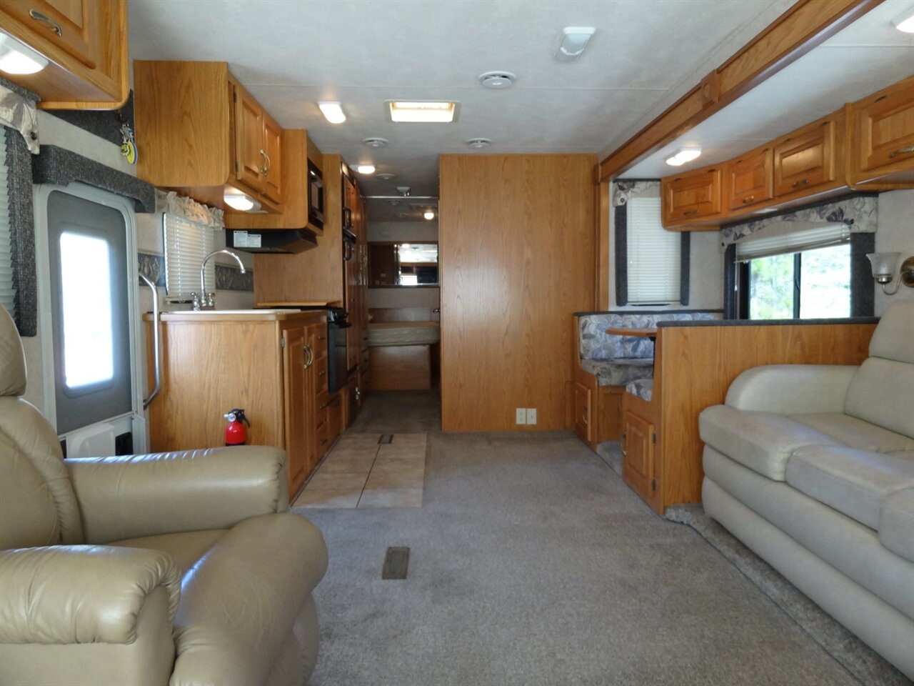 2005 Damon Day Break 3272  Class A - Photo 54 - Deland, FL 32720