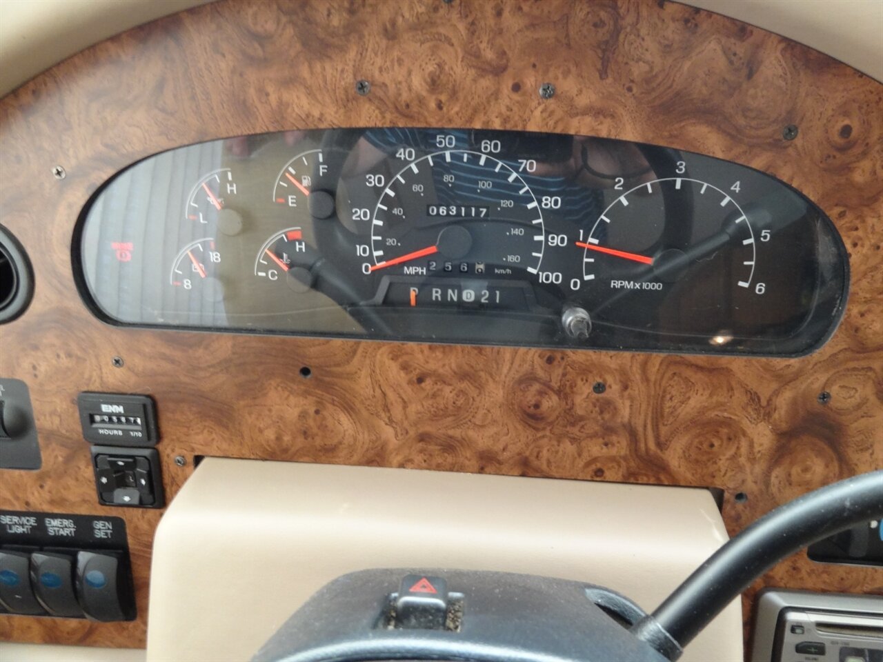 2005 Damon Day Break 3272  Class A - Photo 52 - Deland, FL 32720