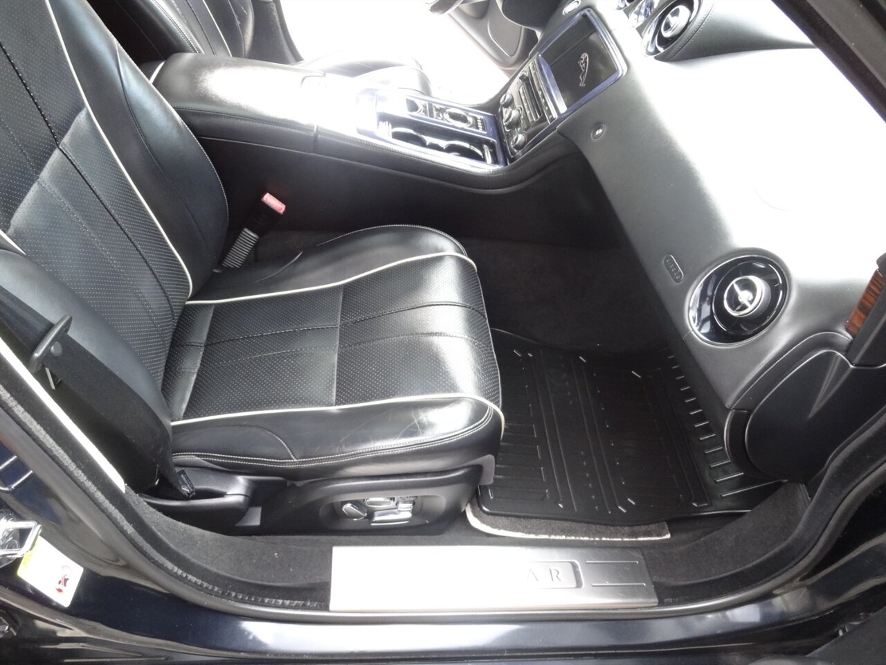 2012 Jaguar XJL Portfolio Premium - Photo 40 - Deland, FL 32720