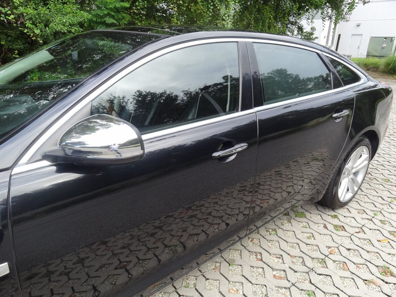 2012 Jaguar XJL Portfolio Premium - Photo 9 - Deland, FL 32720