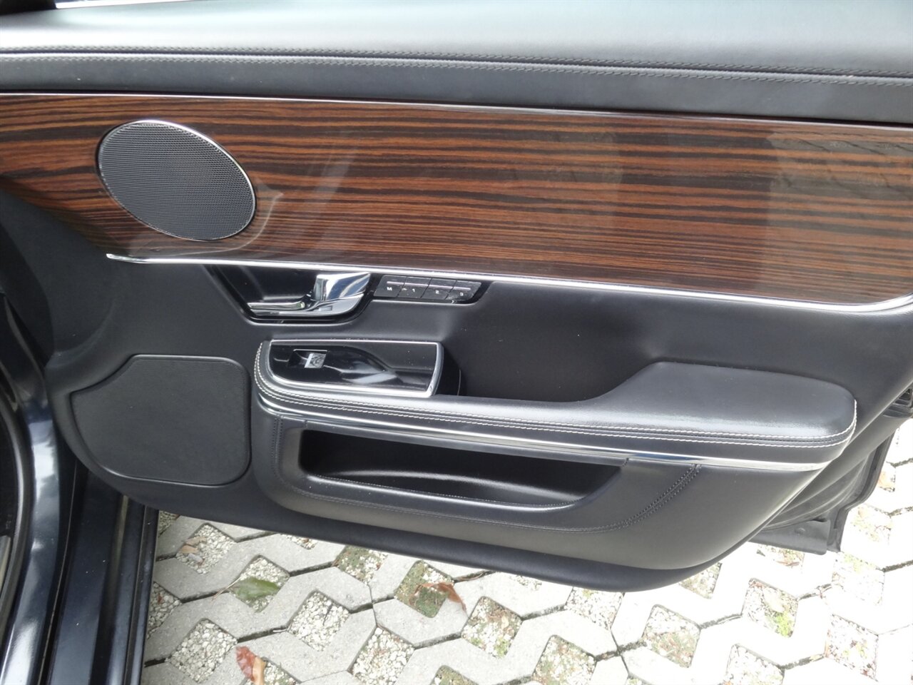 2012 Jaguar XJL Portfolio Premium - Photo 43 - Deland, FL 32720