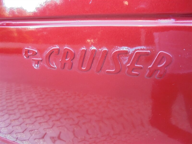 2001 Chrysler PT Cruiser photo