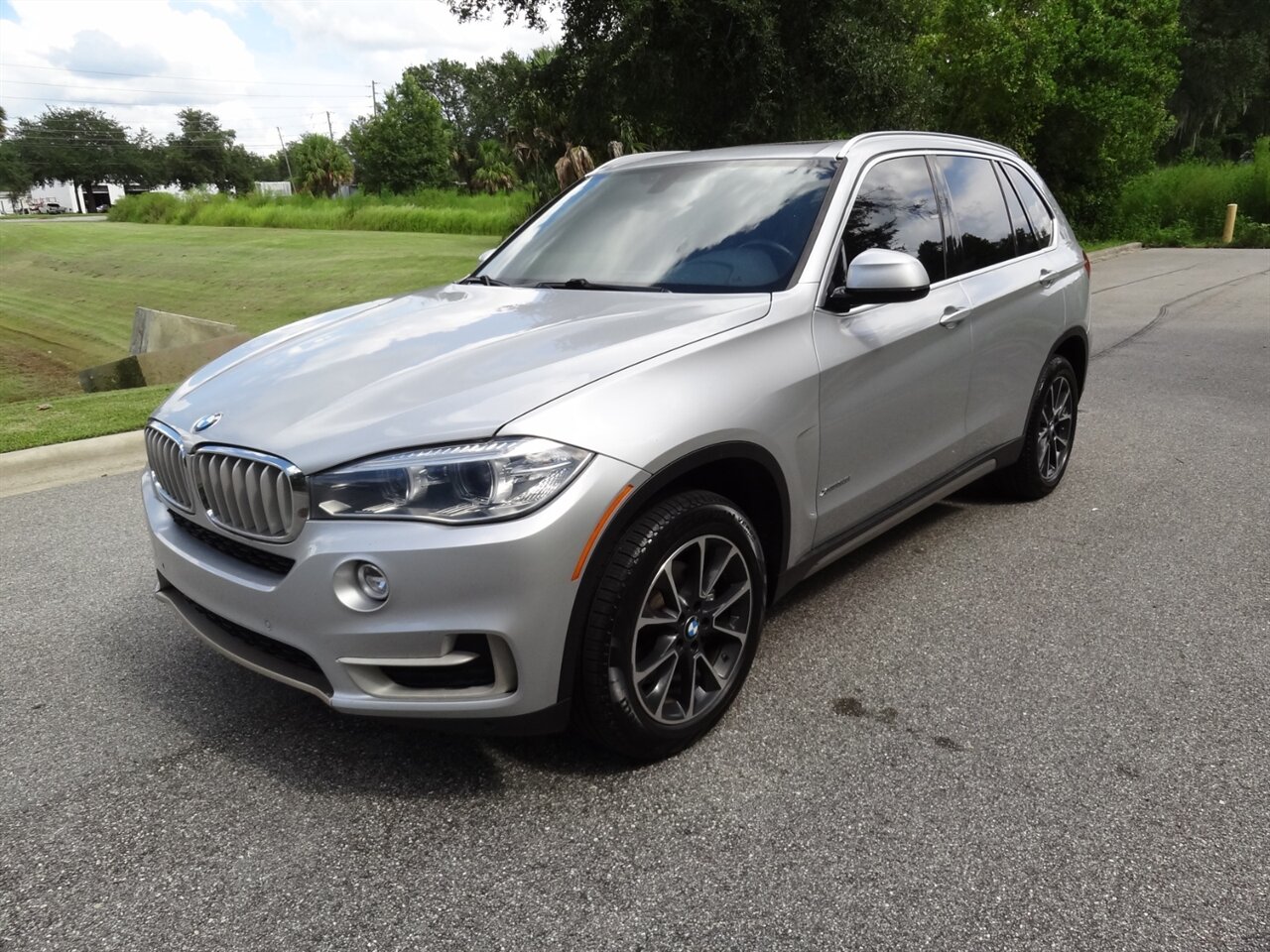 2017 BMW X5 xDrive35i  Premium - Photo 2 - Deland, FL 32720