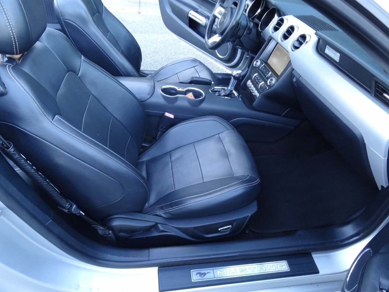 2015 Ford Mustang EcoBoost Premium   - Photo 42 - Deland, FL 32720