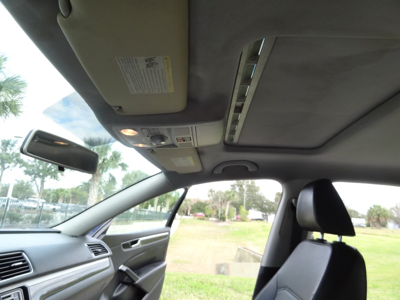 2018 Volkswagen Passat 2.0T SE   - Photo 32 - Deland, FL 32720