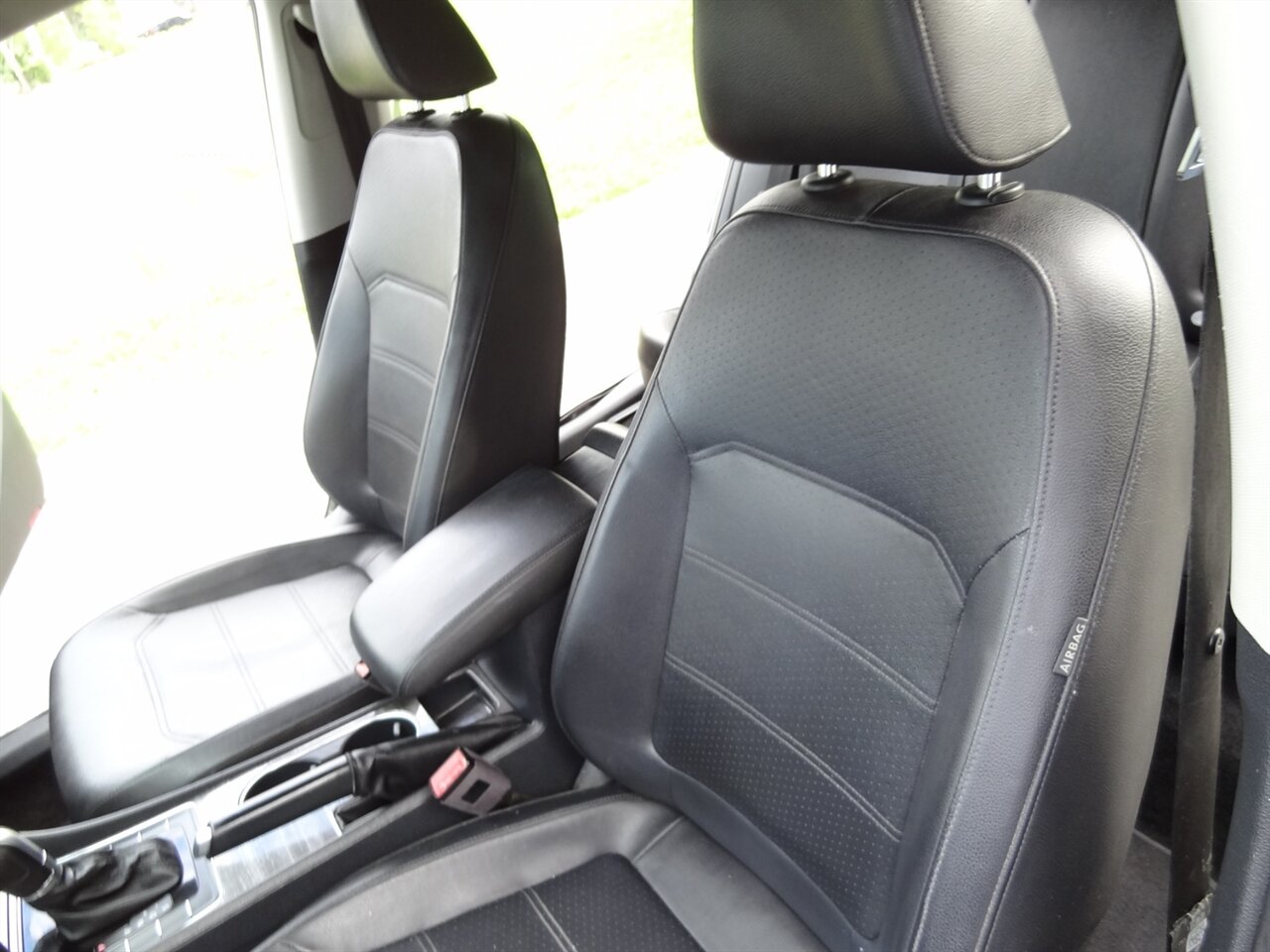 2018 Volkswagen Passat 2.0T SE   - Photo 31 - Deland, FL 32720