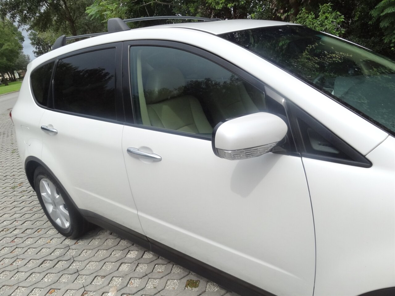 2006 Subaru B9 Tribeca 7-Pass.  Limited - Photo 10 - Deland, FL 32720
