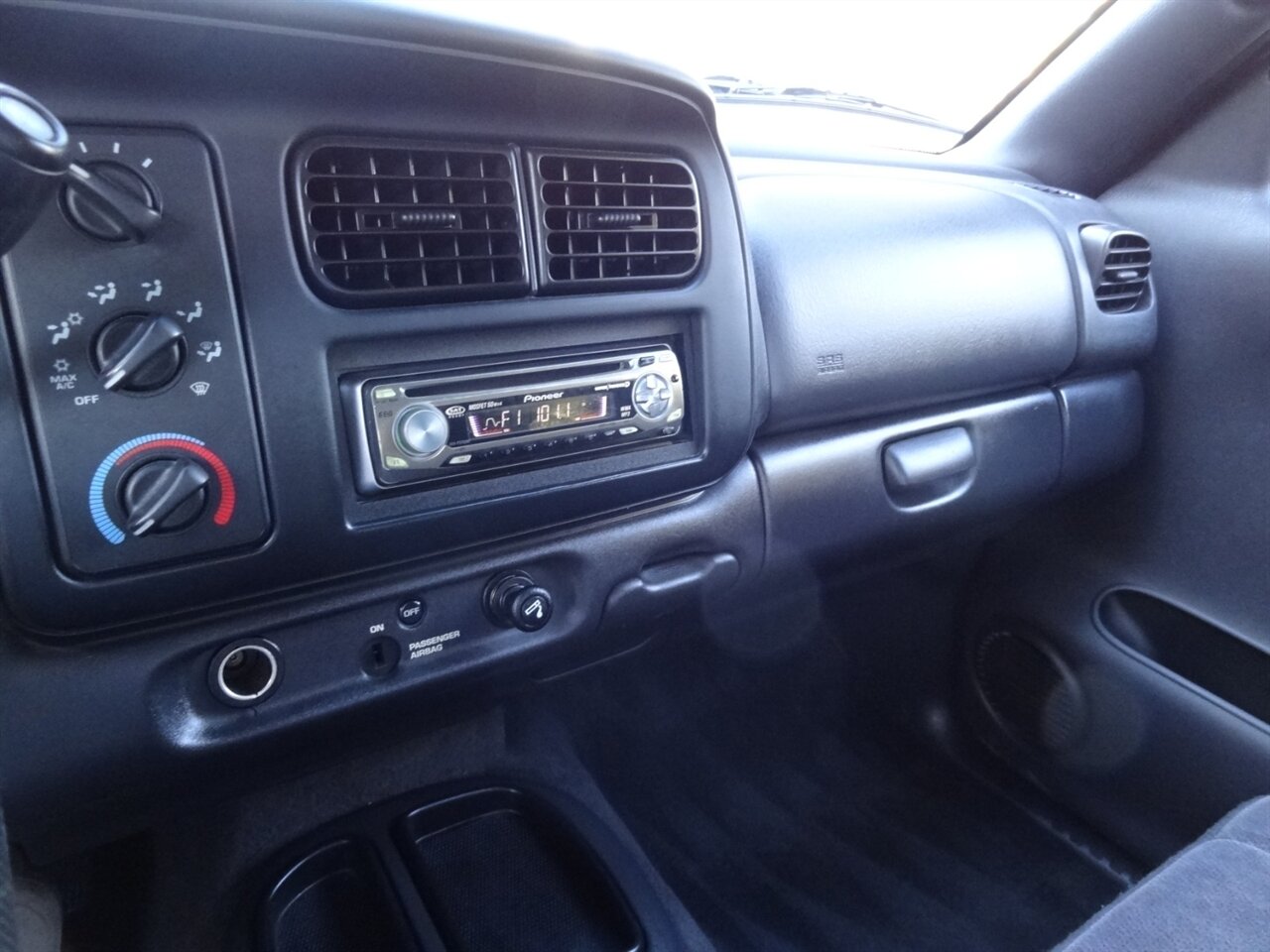 2000 Dodge Dakota SLT - Photo 51 - Deland, FL 32720