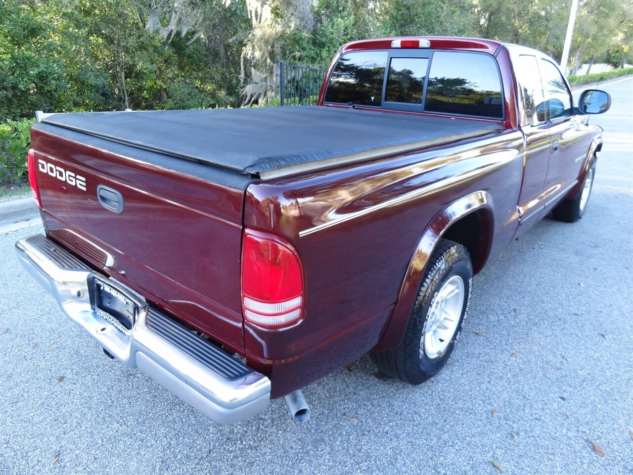 2000 Dodge Dakota SLT - Photo 3 - Deland, FL 32720