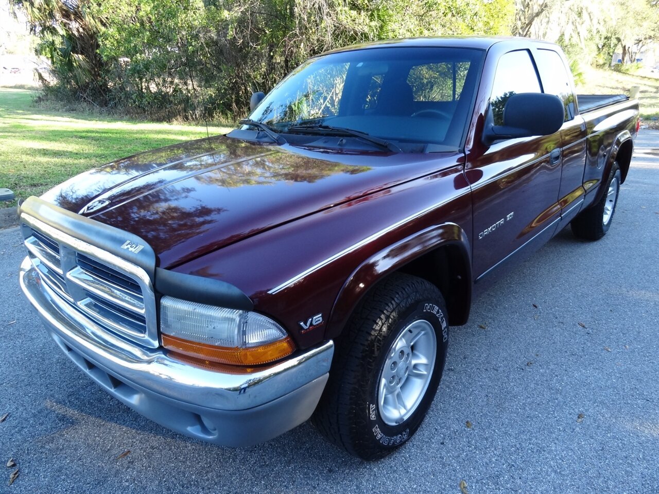 2000 Dodge Dakota SLT - Photo 2 - Deland, FL 32720