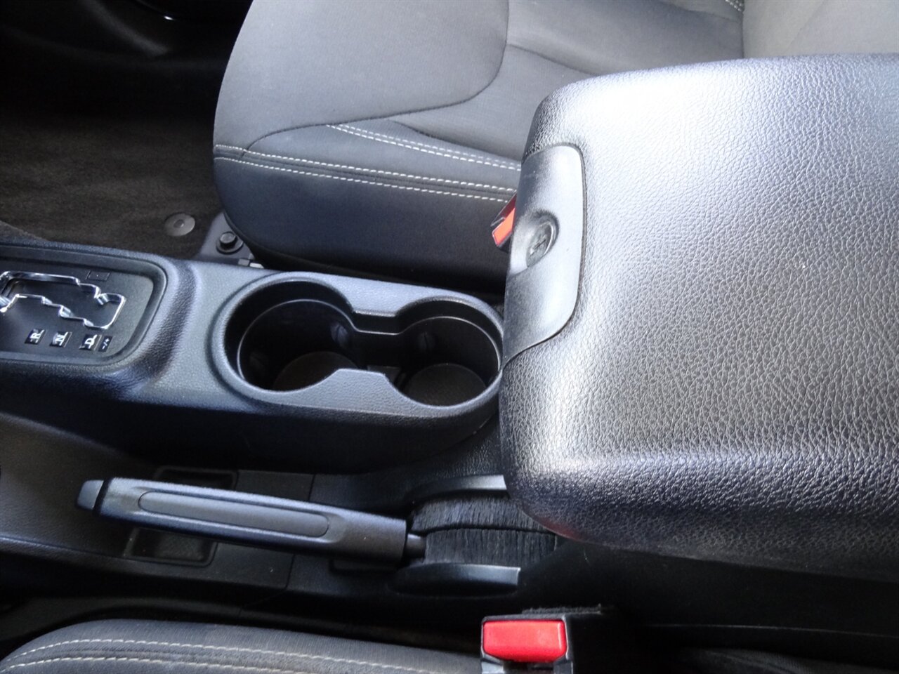 2017 Jeep Wrangler Unlimited Sahara   - Photo 64 - Deland, FL 32720