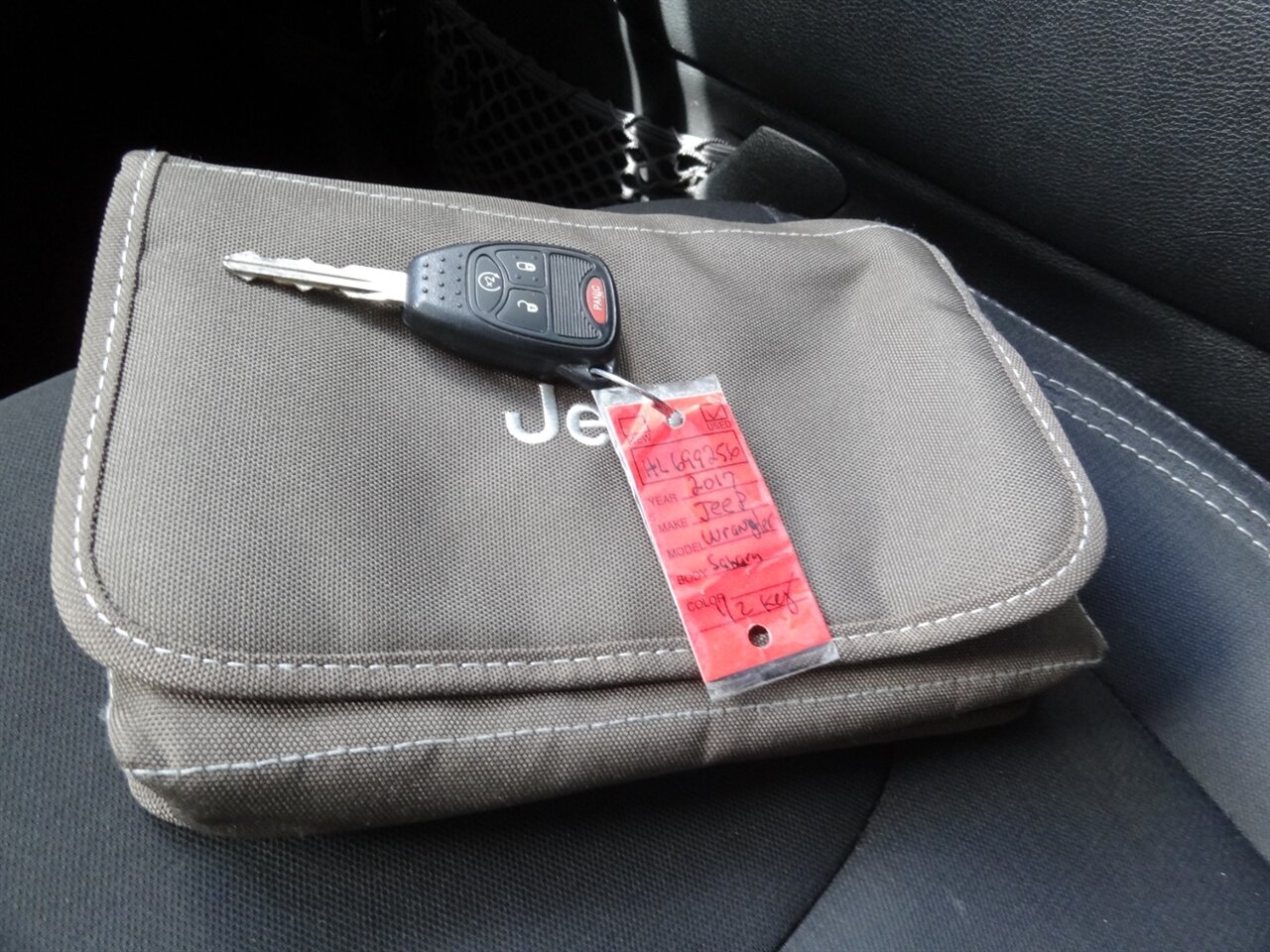 2017 Jeep Wrangler Unlimited Sahara   - Photo 69 - Deland, FL 32720