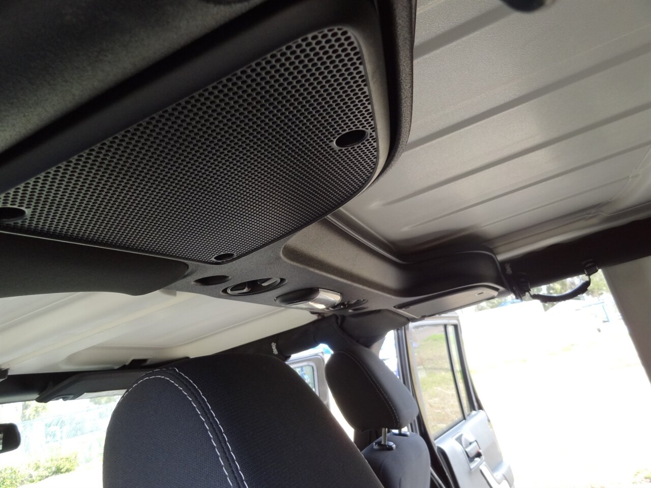 2017 Jeep Wrangler Unlimited Sahara   - Photo 41 - Deland, FL 32720