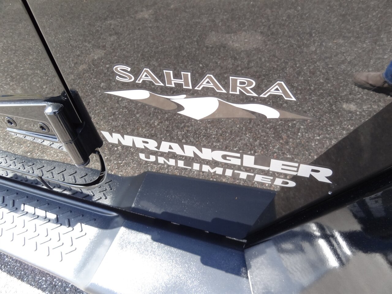 2017 Jeep Wrangler Unlimited Sahara   - Photo 18 - Deland, FL 32720